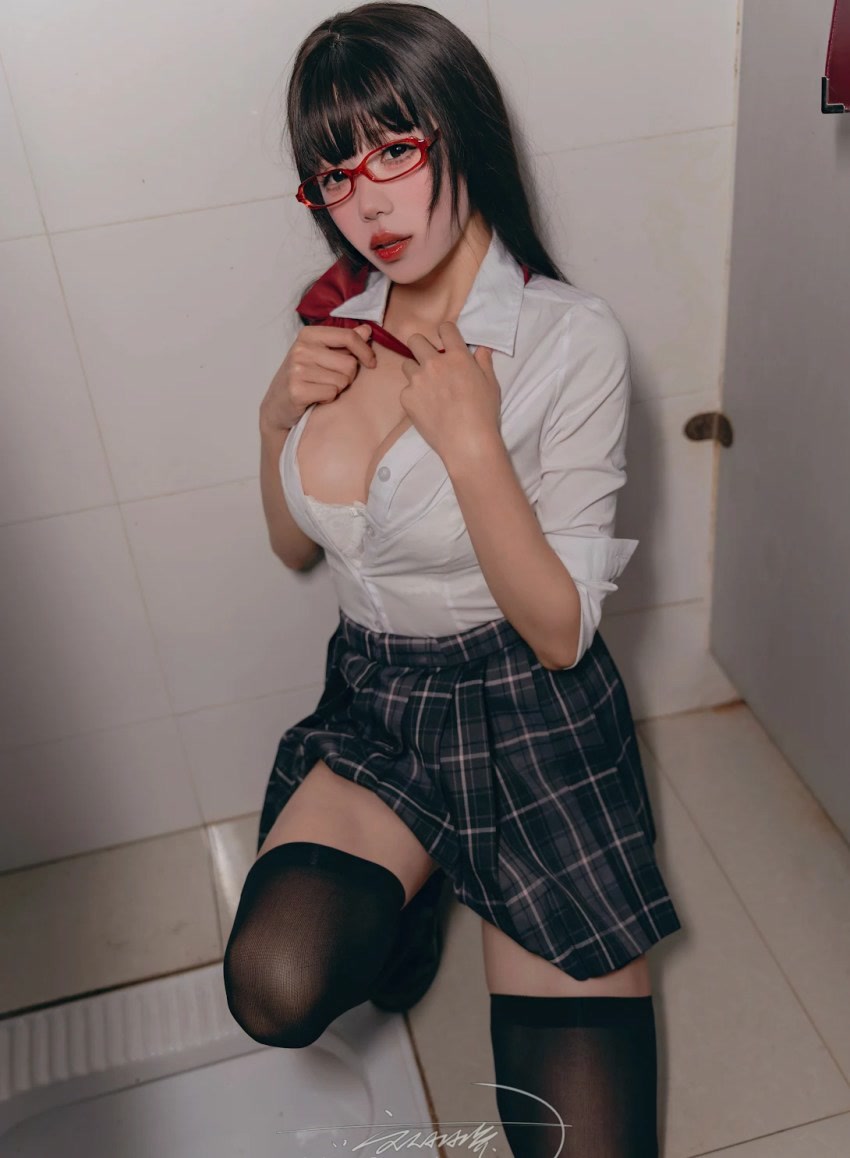 151005?hash=f2e104