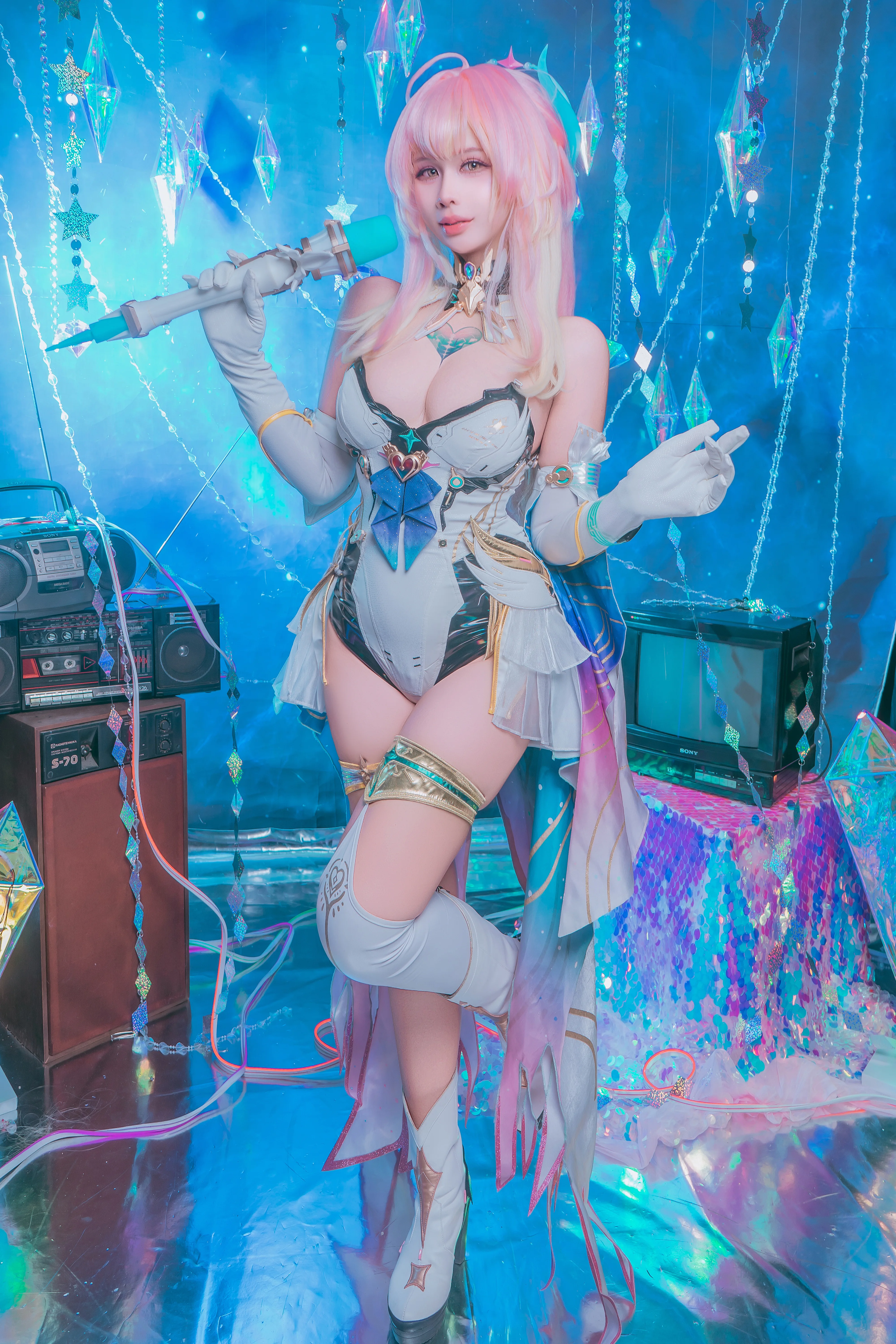 Pyoncos  cosplay Aemeath – Wuthering Waves